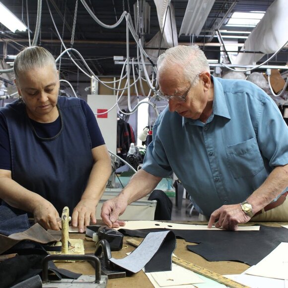 Genuine Leather Boho/Texas Chic Crossbody w/Fringe & Beads by FREEDOM Leathers - Picture 15 of 16